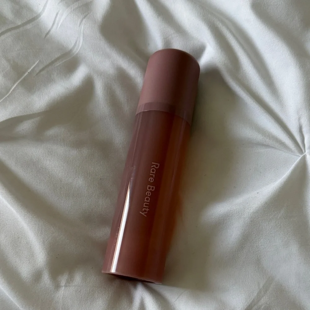 Rare Beauty body and hair, fragrance mist in find comfort